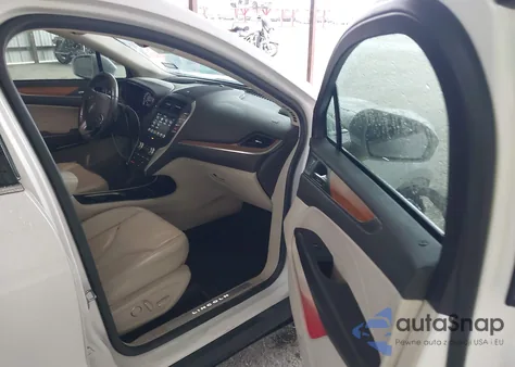 2018 Lincoln Mkc Select z USA, uszkodzony, nr VIN 5LMCJ2C9XJUL13026